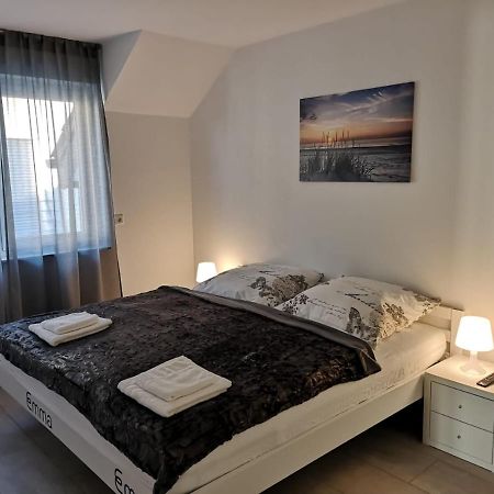 Modern Wohnen I Parkplatz I Wlan I Netflix I Balkon I 6 Schlafplaetze Bad Oeynhausen Exterior foto